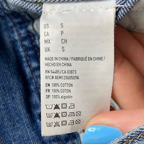 American Eagle | Distressed Classic Button Front Jean Jacket Size Small - Picture 10 of 10